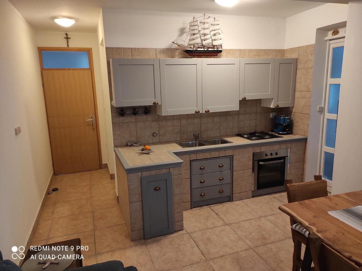 Appartamento Galboka Nine Nerezine Esterno foto